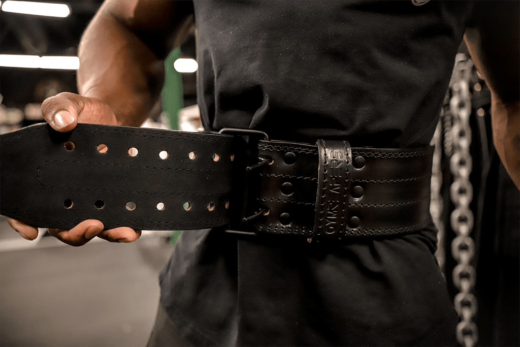 weightlifting belt closures