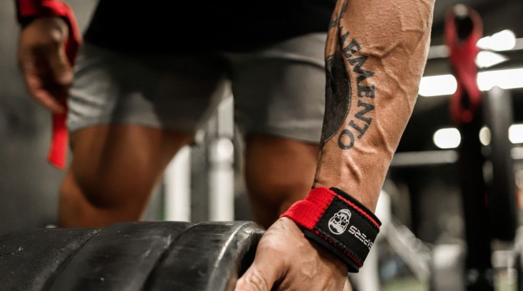 Mistakes To Avoid When Using Lifting Straps For Front Squats