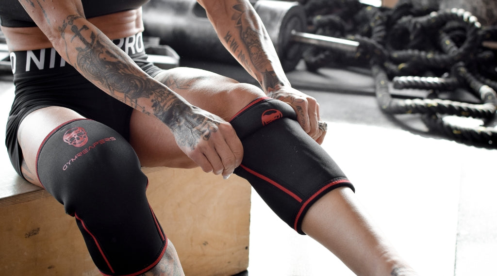 What are knee sleeves?