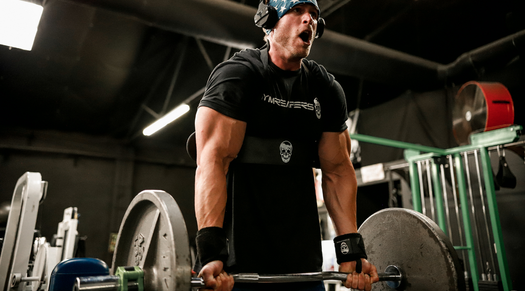 Who should use wrist wraps for lifting?